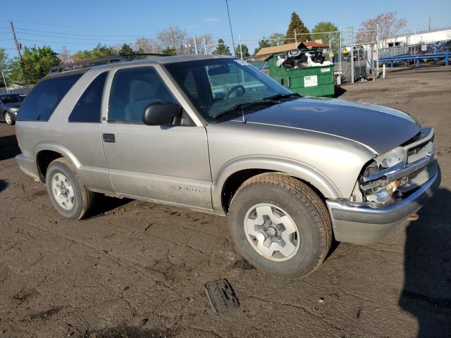 Photo 4 from auction – 2001 CHEVROLET BLAZER with VIN 1GNCT18W11K157388