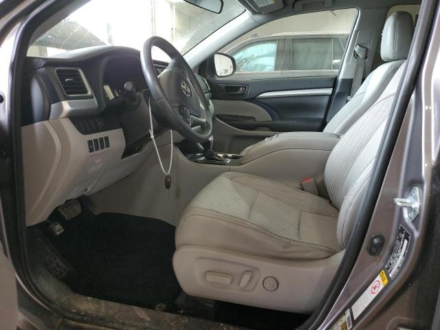 Photo 7 from auction – 2016 TOYOTA HIGHLANDER with VIN 5TDBKRFH3GS285501