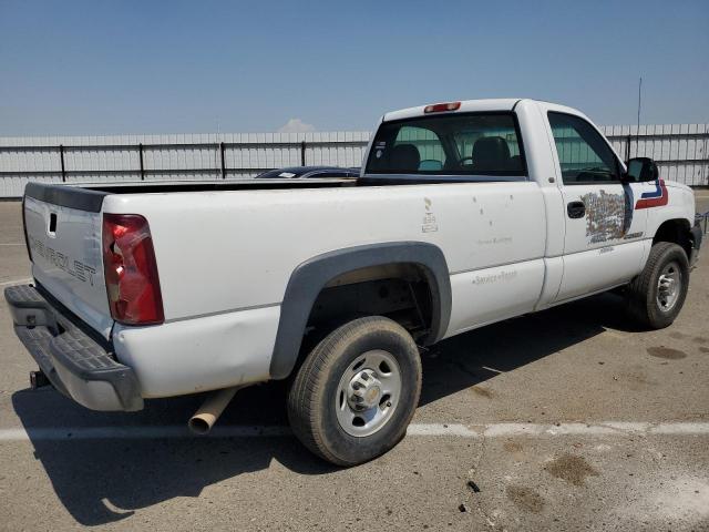 Photo 3 from auction – 2003 CHEVROLET SILVERADO with VIN 1GCHC24U63E299858