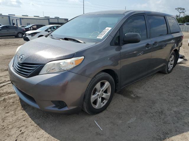 TOYOTA SIENNA 2015 with VIN 5TDZK3DC3FS565291 - Photo from auction