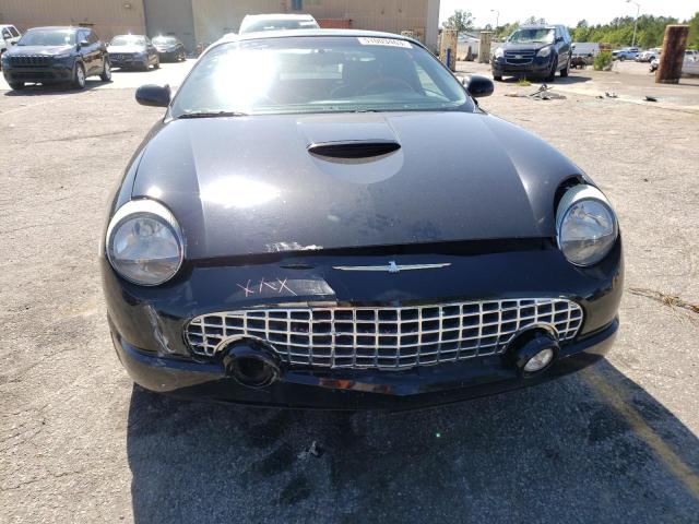 Photo 5 from auction – 2004 FORD THUNDERBIR with VIN 1FAHP60A54Y108492