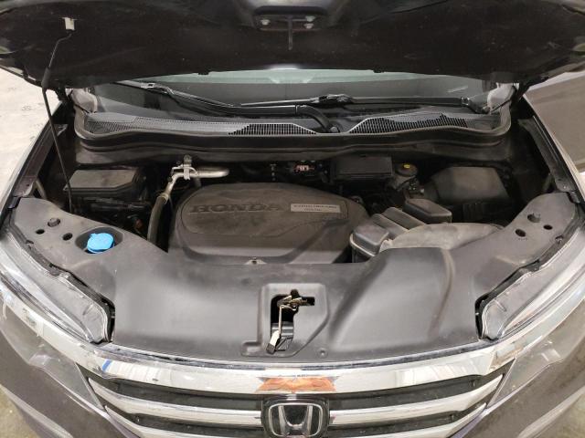 Photo 12 from auction – 2018 HONDA PILOT TOUR with VIN 5FNYF6H96JB001678