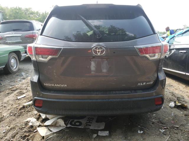 Photo 6 from auction – 2016 TOYOTA HIGHLANDER with VIN 5TDJKRFHXGS256654