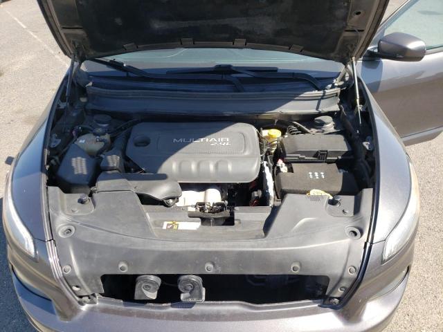 Photo 12 from auction – 2015 JEEP CHEROKEE with VIN 1C4PJLCB2FW722618