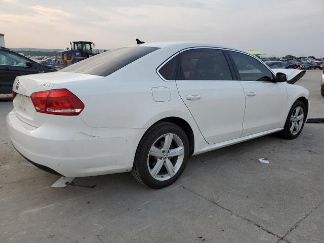 Photo 3 from auction – 2014 VOLKSWAGEN PASSAT SE with VIN 1VWBS7A32EC080165