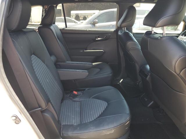 Photo 11 from auction – 2023 TOYOTA HIGHLANDER with VIN 5TDKDRAH1PS020318