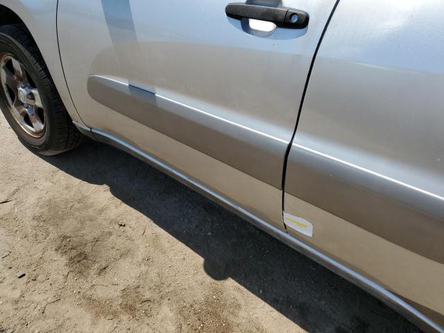 Photo 12 from auction – 2005 TOYOTA RAV4 with VIN JTEGD20V150051598