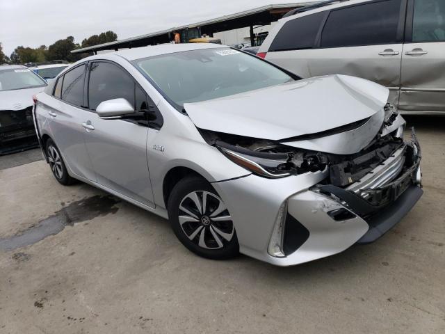 Photo 4 from auction – 2018 TOYOTA PRIUS PRIM with VIN JTDKARFP1J3073926