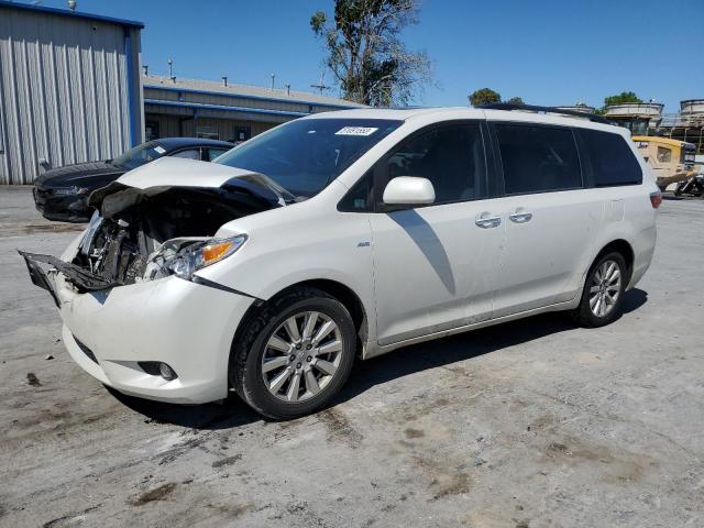 TOYOTA SIENNA XLE 2017 with VIN 5TDDZ3DC9HS154101 - Photo from auction