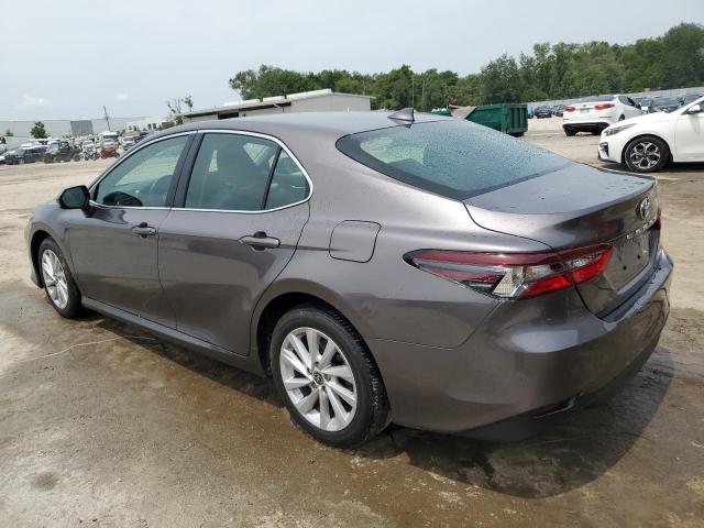 Photo 2 from auction – 2022 TOYOTA CAMRY LE with VIN 4T1C11AK0NU646554