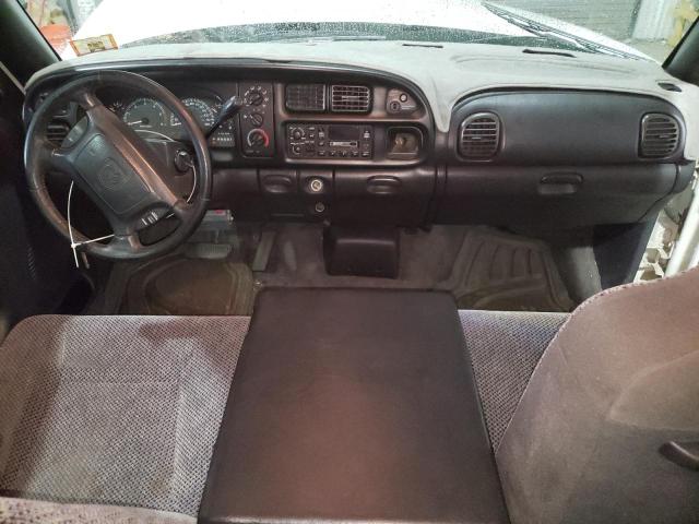 Photo 8 from auction – 2001 DODGE RAM 1500 with VIN 3B7HC13Y11M556348