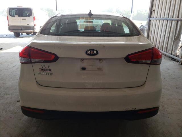Photo 6 from auction – 2017 KIA FORTE LX with VIN 3KPFK4A7XHE101377