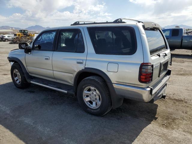 Photo 2 from auction – 2000 TOYOTA 4RUNNER SR with VIN JT3GN86R1Y0165124