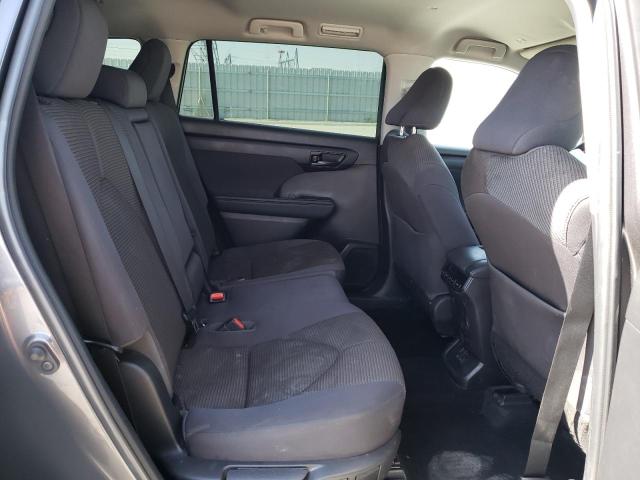 Photo 11 from auction – 2022 TOYOTA HIGHLANDER with VIN 5TDBZRBH9NS583582