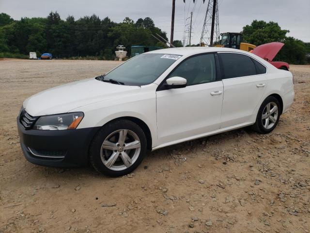 VOLKSWAGEN PASSAT SE 2014 with VIN 1VWBT7A32EC093446 - Photo from auction