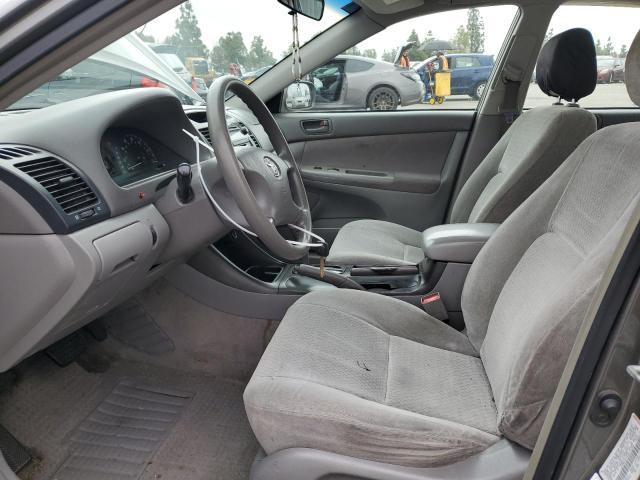 Photo 7 from auction – 2002 TOYOTA CAMRY LE with VIN JTDBE32K520111026