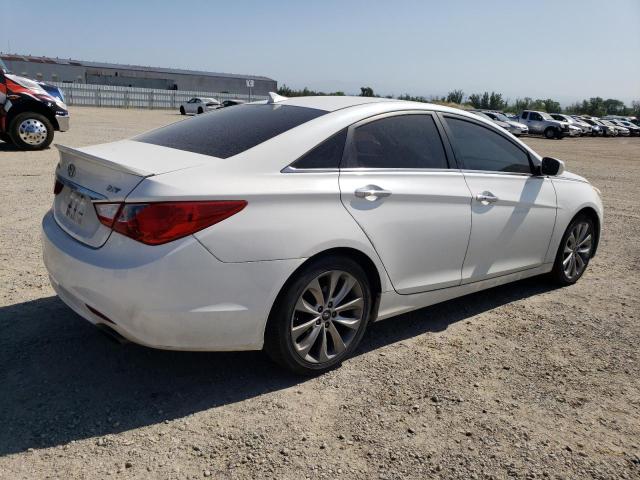 Photo 3 from auction – 2012 HYUNDAI SONATA SE with VIN 5NPEC4AB1CH446914