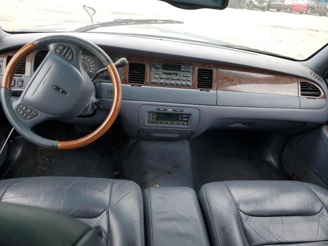 Photo 8 from auction – 2001 LINCOLN TOWN CAR S with VIN 1LNHM82W41Y643165