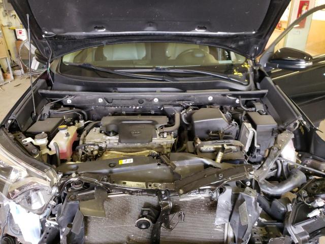 Photo 12 from auction – 2017 TOYOTA RAV4 LIMIT with VIN 2T3DFREV5HW613294