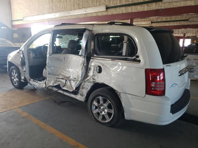 Photo 2 from auction – 2010 CHRYSLER TOWN & COU with VIN 2A4RR5D11AR300998