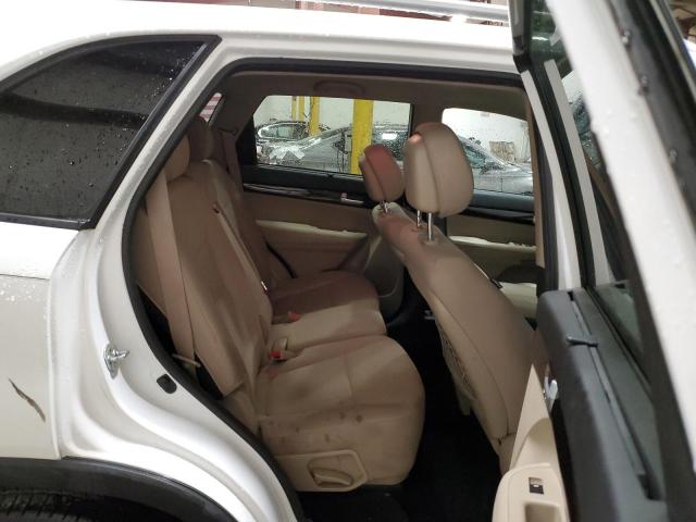Photo 10 from auction – 2015 KIA SORENTO LX with VIN 5XYKTDA60FG612809