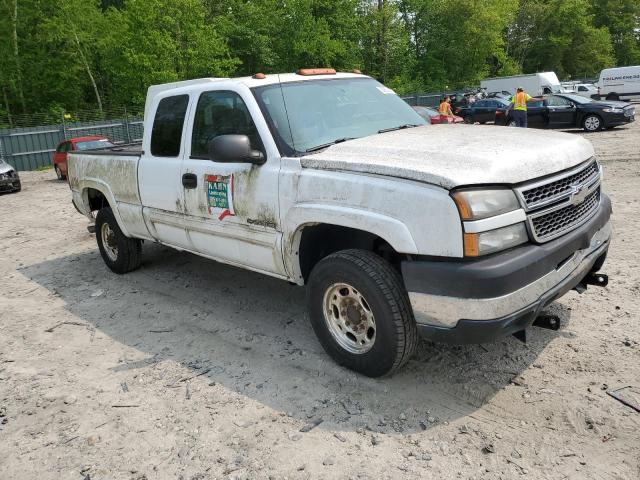 Photo 4 from auction – 2005 CHEVROLET SILVERADO with VIN 1GCHK29U25E136445