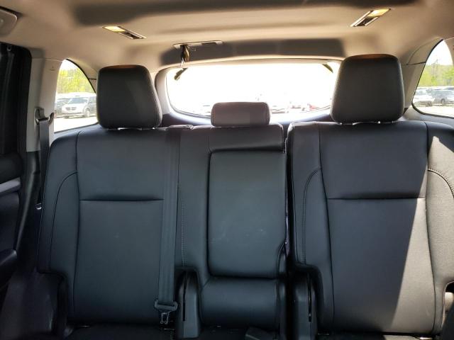 Photo 10 from auction – 2018 TOYOTA HIGHLANDER with VIN 5TDJZRFH9JS888533