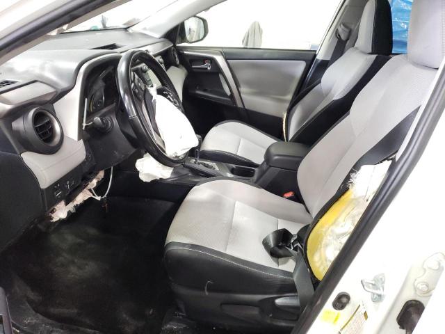 Photo 7 from auction – 2017 TOYOTA RAV4 XLE with VIN JTMRFREV8HJ162303