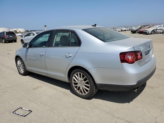 Photo 2 from auction – 2009 VOLKSWAGEN JETTA WOLF with VIN 3VWRA71K89M052643