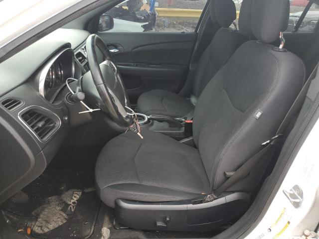 Photo 7 from auction – 2013 CHRYSLER 200 TOURIN with VIN 1C3CCBBB8DN570582