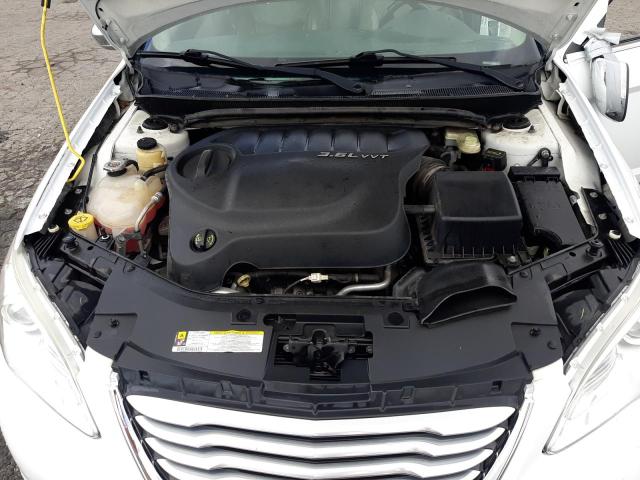 Photo 11 from auction – 2013 CHRYSLER 200 LIMITE with VIN 1C3CCBCG1DN514901