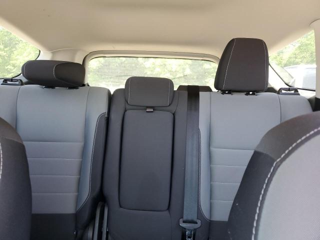 Photo 10 from auction – 2016 FORD ESCAPE SE with VIN 1FMCU9GX9GUA50659