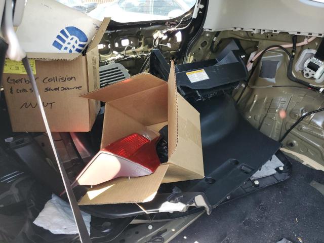 Photo 13 from auction – 2015 TOYOTA RAV4 XLE with VIN 2T3WFREV5FW186771
