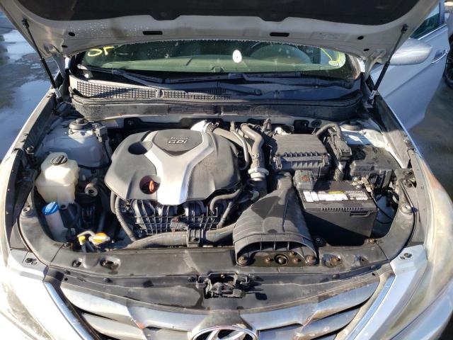 Photo 11 from auction – 2012 HYUNDAI SONATA SE with VIN 5NPEC4AB9CH430119