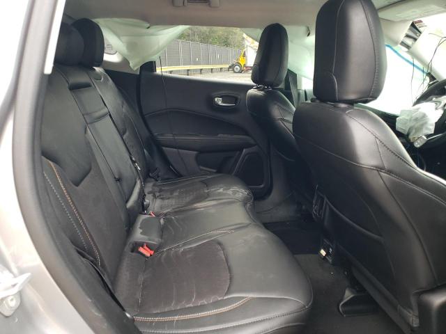Foto 11 de la subasta – 2018 JEEP COMPASS LA con VIN 3C4NJDBB6JT223205