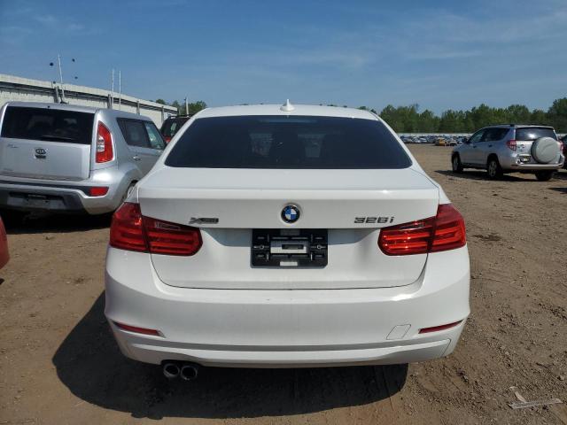 Photo 6 from auction – 2014 BMW 328 with VIN WBA3B5C50EP544036