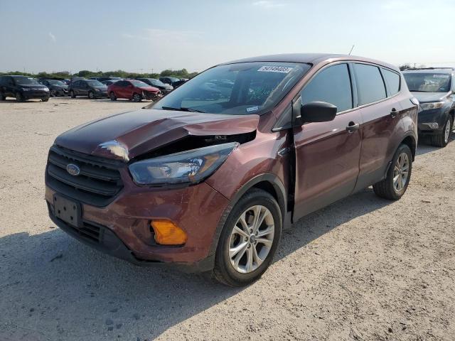 FORD ESCAPE S 2018 con VIN 1FMCU0F71JUC34479 - Foto de la subasta