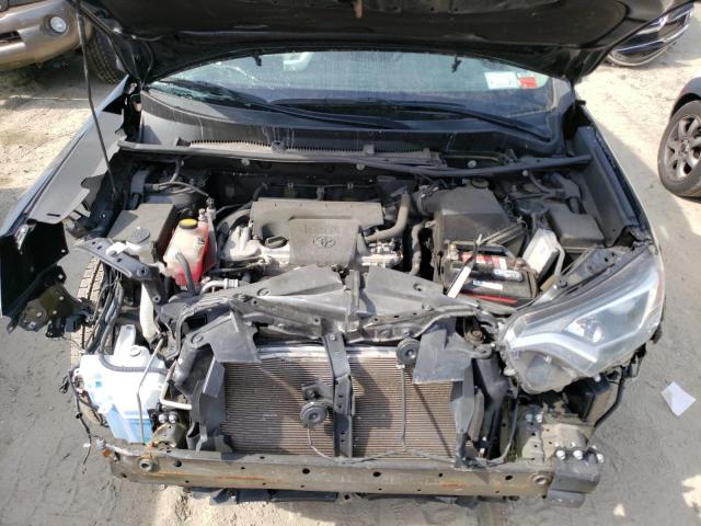 Photo 12 from auction – 2017 TOYOTA RAV4 LE with VIN 2T3BFREV3HW599077