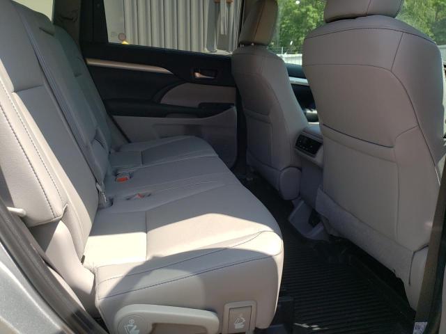 Photo 11 from auction – 2019 TOYOTA HIGHLANDER with VIN 5TDJGRFH1KS062735