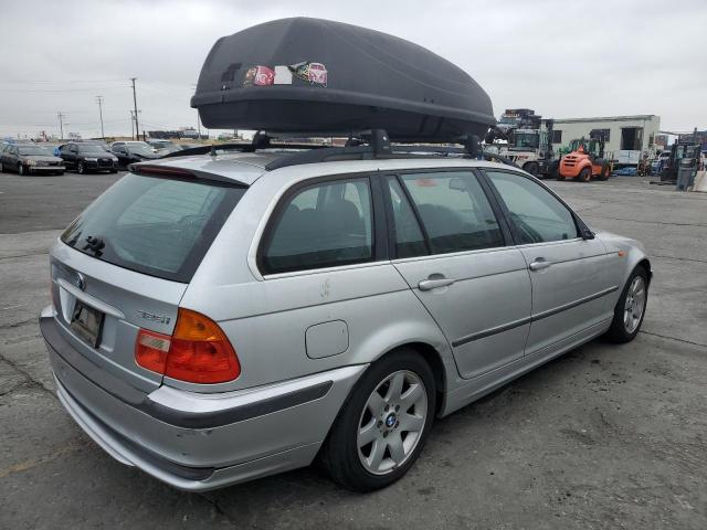 Photo 3 from auction – 2004 BMW 325 IT SUL with VIN WBAAX13454PJ00982