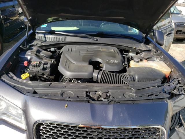 Photo 11 from auction – 2017 CHRYSLER 300 LIMITE with VIN 2C3CCAAG2HH646500