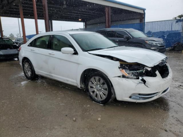 Photo 4 from auction – 2013 CHRYSLER 200 LX with VIN 1C3CCBAG0DN736543