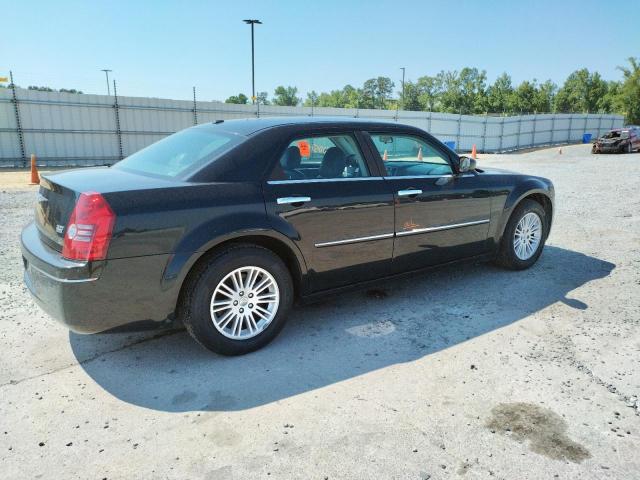 Photo 3 from auction – 2010 CHRYSLER 300 TOURIN with VIN 2C3CA5CV7AH290057