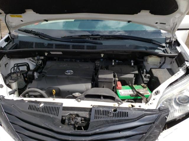 Photo 12 from auction – 2013 TOYOTA SIENNA LE with VIN 5TDKK3DC5DS304534