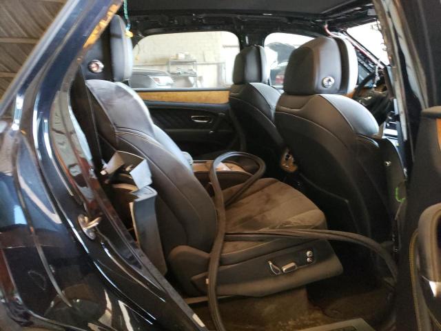 Photo 11 from auction – 2017 BENTLEY BENTAYGA with VIN SJAAC2ZV1HC013759