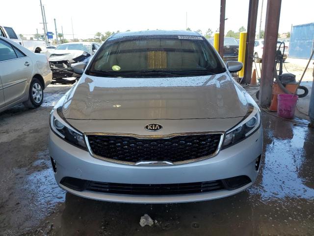 Photo 5 from auction – 2018 KIA FORTE LX with VIN 3KPFK4A71JE205696