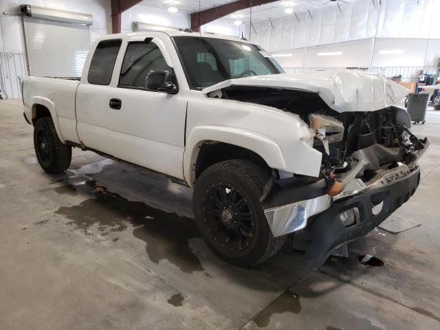 Photo 4 from auction – 2004 CHEVROLET 1500 with VIN 1GCEK19T94E248968