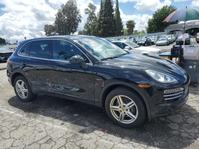Photo 4 from auction – 2014 PORSCHE CAYENNE with VIN WP1AF2A21ELA40588