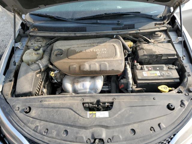 Photo 11 from auction – 2015 CHRYSLER 200 LIMITE with VIN 1C3CCCAB1FN591753