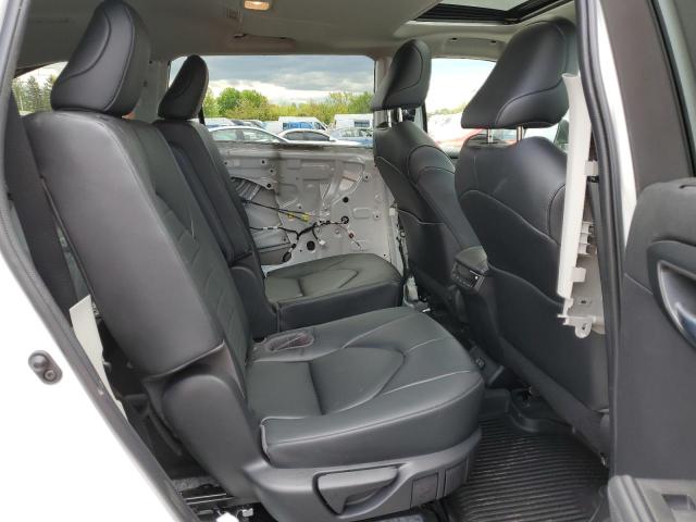 Photo 11 from auction – 2023 TOYOTA HIGHLANDER with VIN 5TDKDRBH4PS021624